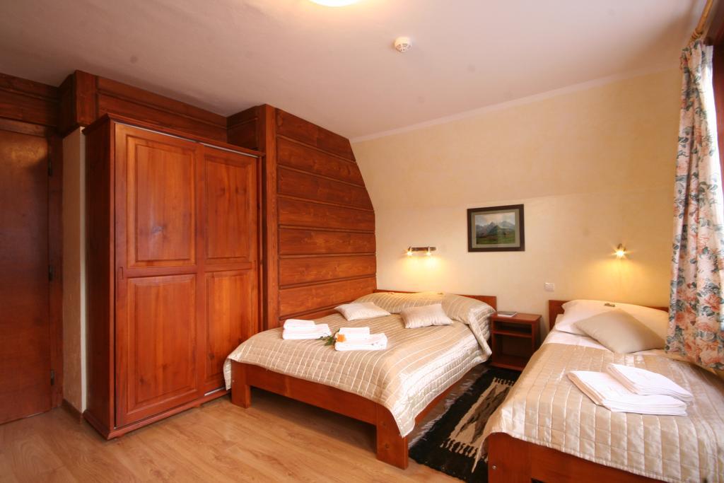 Willa Dewajtis Bed & Breakfast Zakopane Bilik gambar