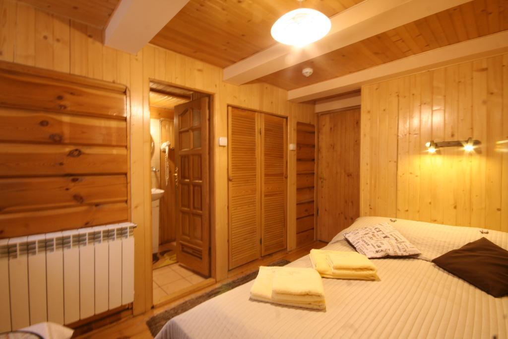 Willa Dewajtis Bed & Breakfast Zakopane Bilik gambar